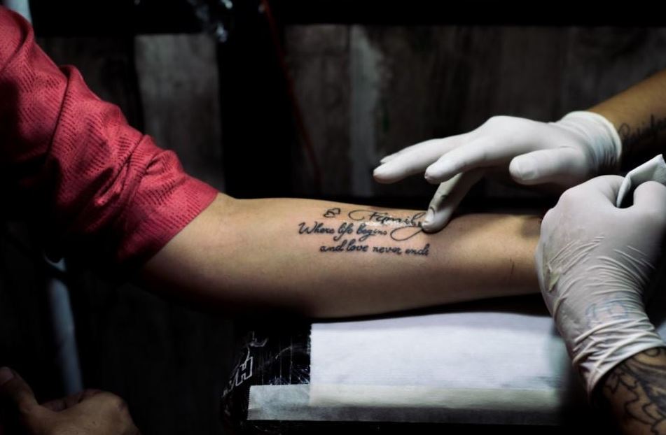 cuáles son las cremas anestésicas para tatuajes