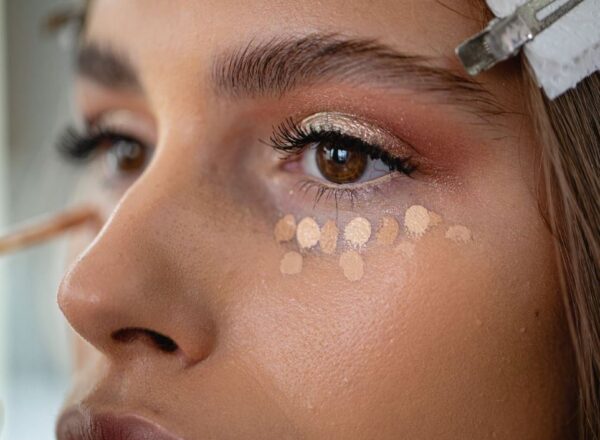 crema para quitar tatuajes de cejas